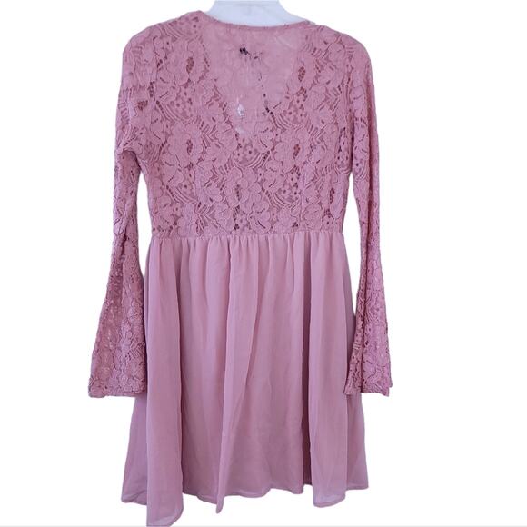 New BooHoo Lace Dress Size 8 Blush Pink Long Sleeve Boho Balletcore Romantic - Picture 3 of 7